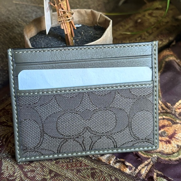 Authentic COACH Leather/Signature canvas UNISEX card case/ID - Picture 3 of 6